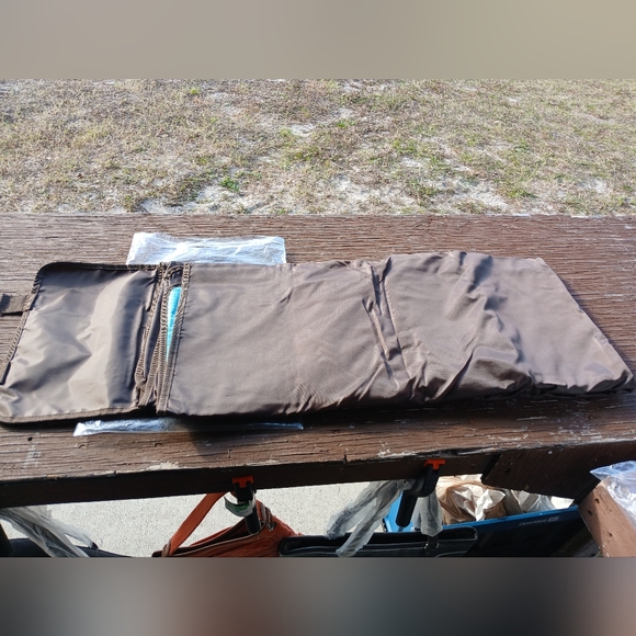 Thirty-One About Town Blanket - Picture 6 of 12